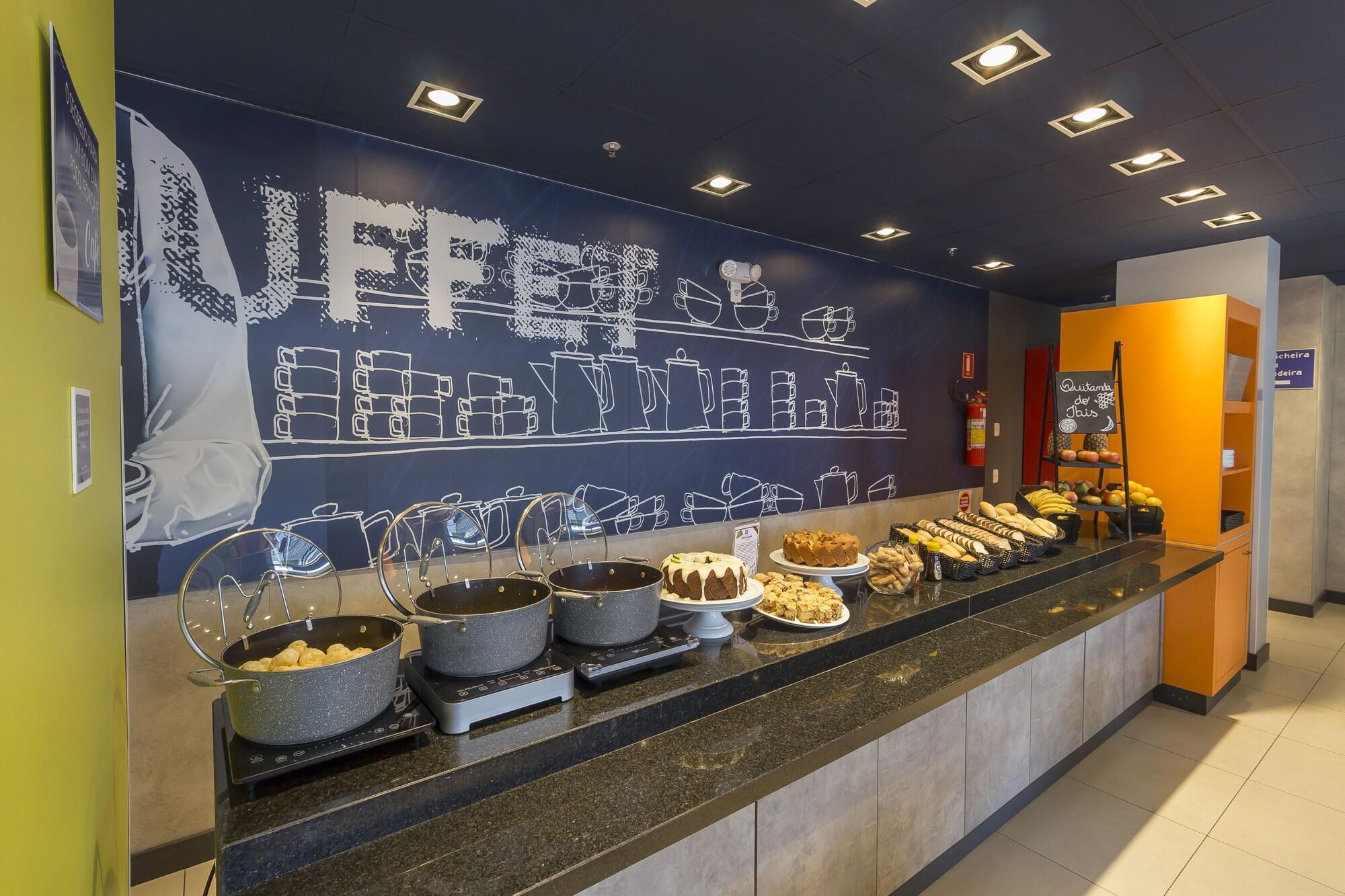 Ibis Budget Blumenau Zewnętrze zdjęcie