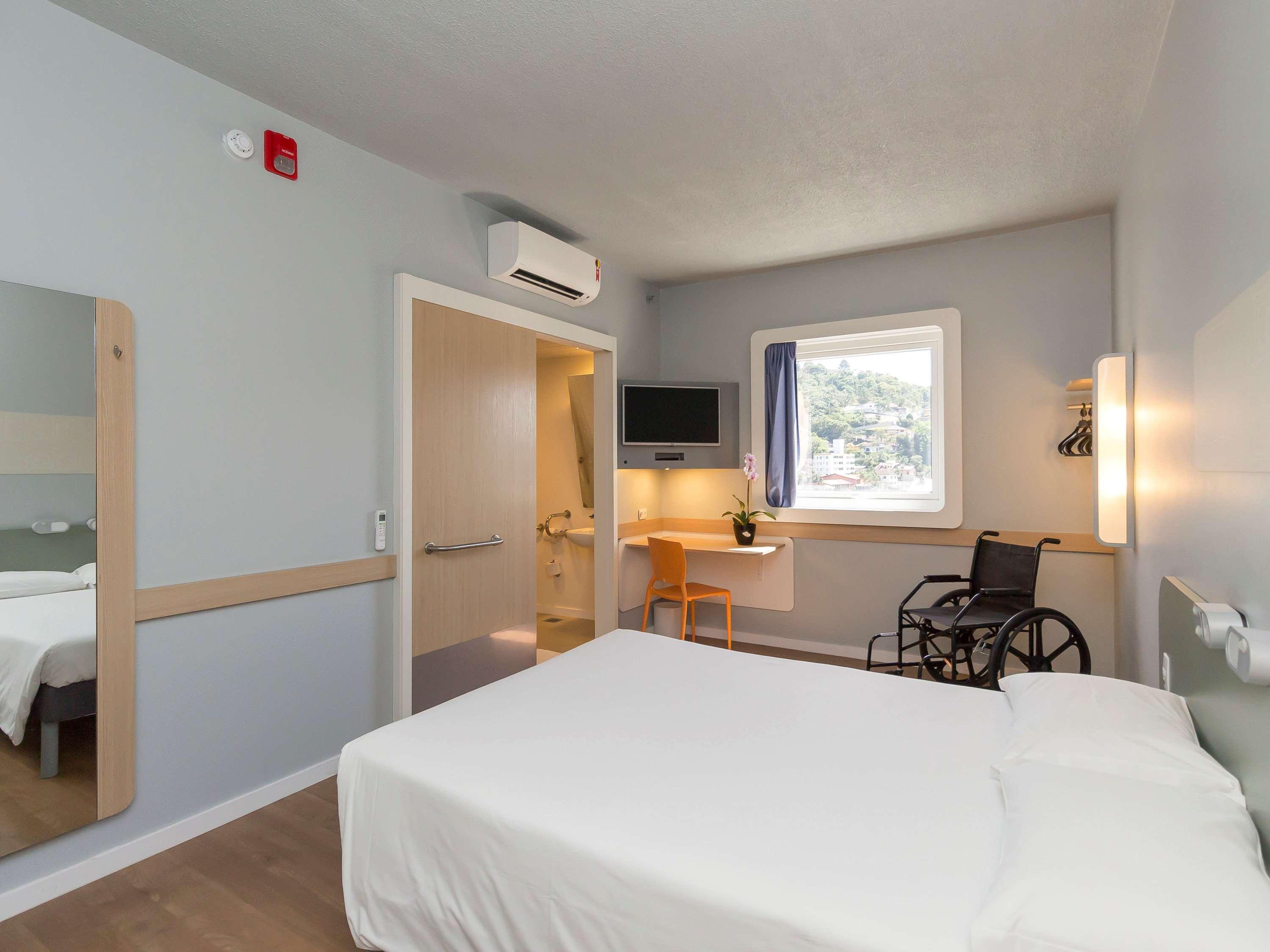 Ibis Budget Blumenau Zewnętrze zdjęcie